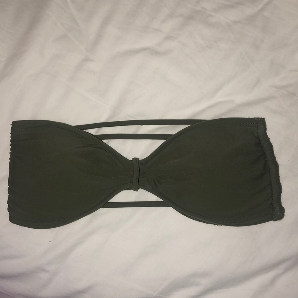 Hollister Swim top army green w pads